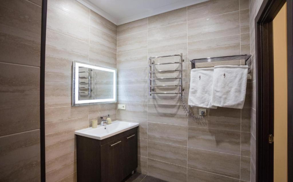 Khreshchatyk Apart Hotel 911 Kiev Buitenkant foto